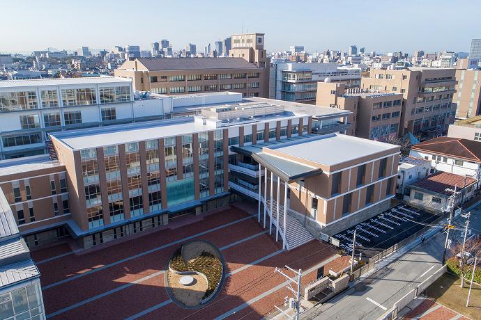 大学・短大　就実大学（大学・短大）まで378m