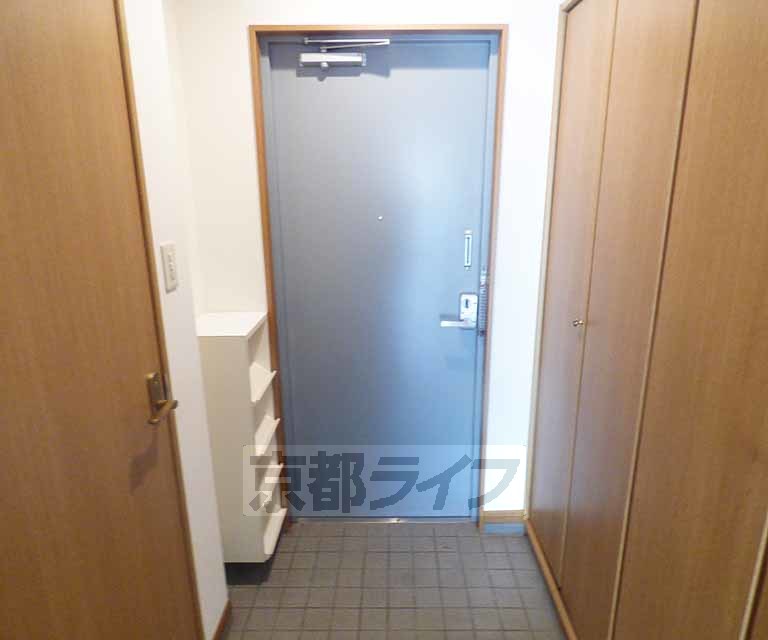 玄関　玄関です。