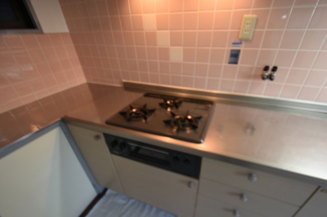 キッチン　広々としたL字型キッチン♪