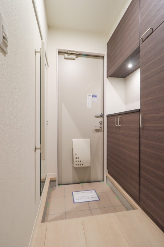 玄関　図面と現状に相違がある場合には現状を優先