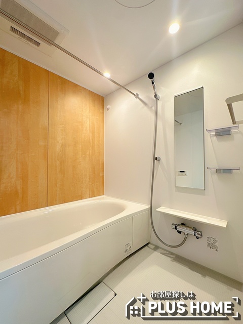 バス・シャワールーム　類似写真