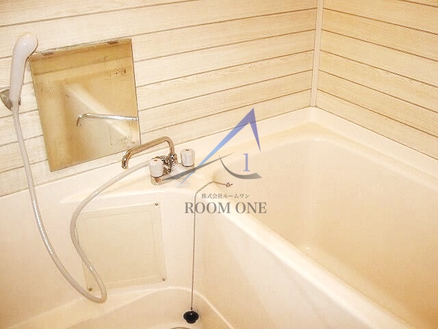 バス・シャワールーム　お風呂です。