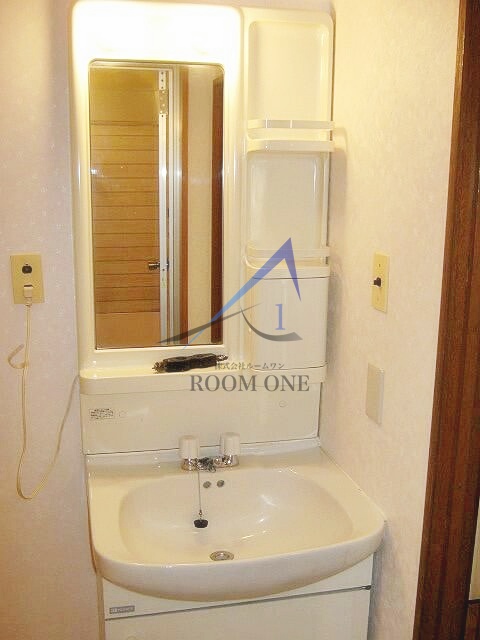 洗面設備　洗面台です。