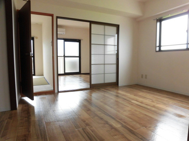 居室・リビング　同型タイプ