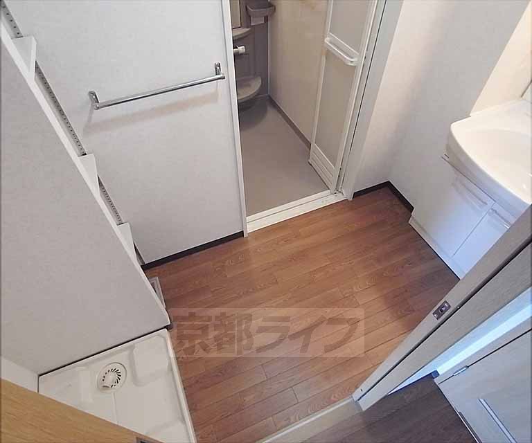 洗面設備　清潔感のある洗面所です！