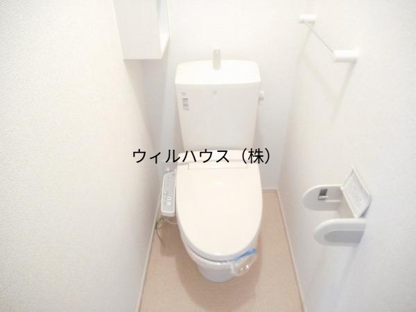 トイレ　ウォシュレット付きです！
