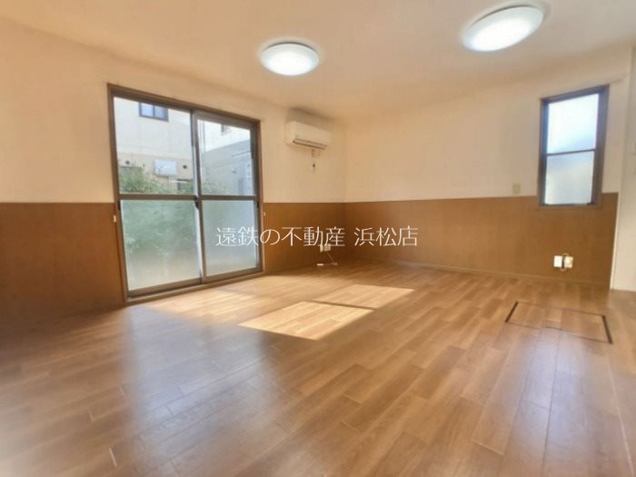 居室・リビング　※他部屋参照・現況優先