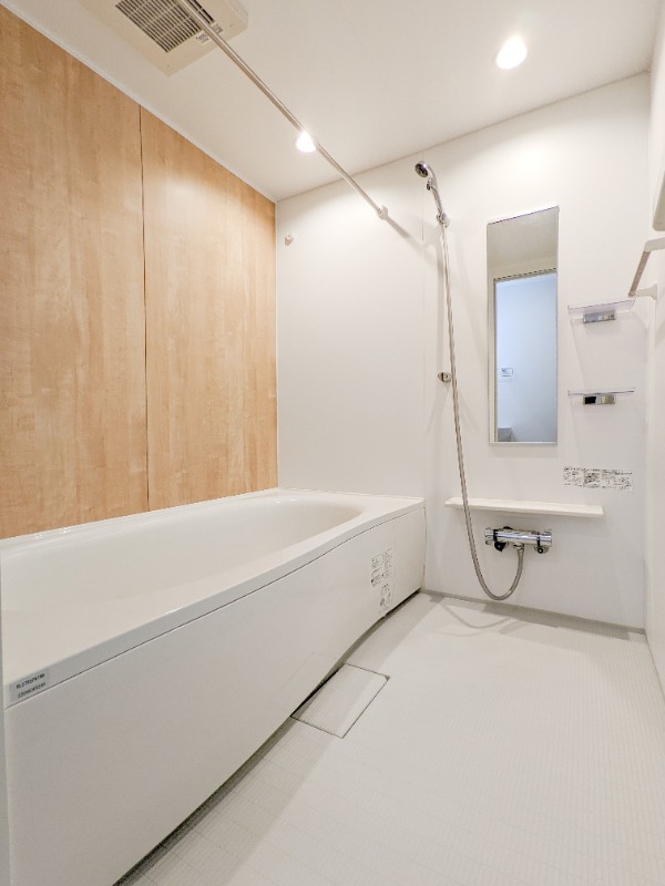 バス・シャワールーム　図面と現状に相違がある場合には現状を優先