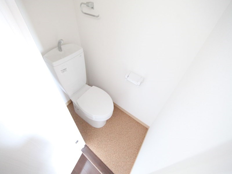 トイレ　洋式トイレ（温水洗浄便座設置可）