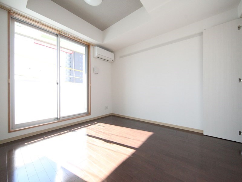 その他部屋・スペース　洋室7.1帖　クローゼット付　エアコン完備　南面バルコニー