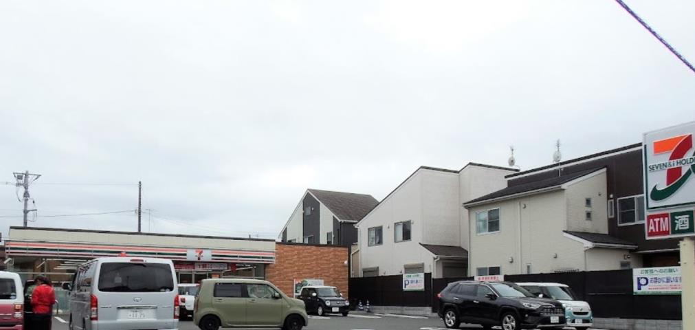 コンビニ　セブン－イレブン相模原橋本７丁目店（コンビニ）まで703m