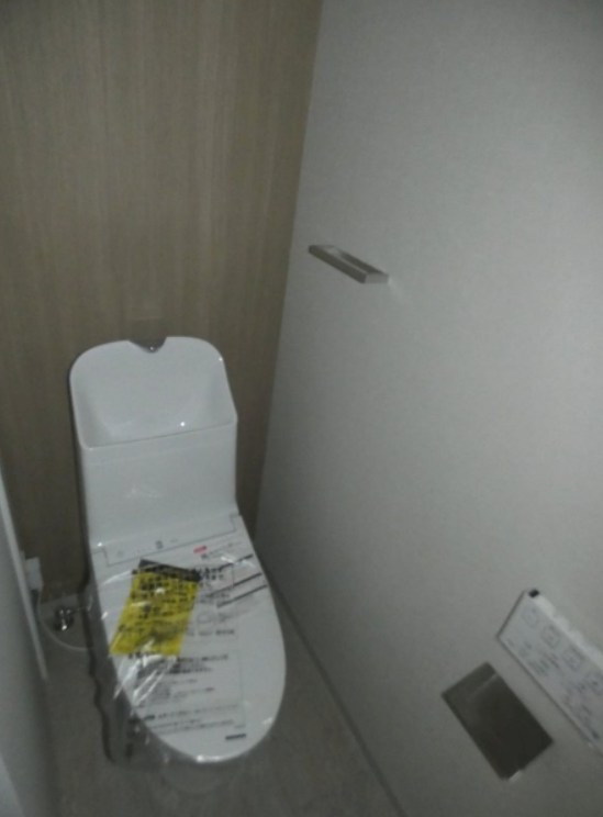 トイレ　別号室参考写真