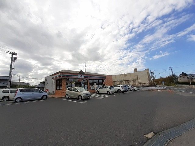 コンビニ　セブンイレブン新潟善久店（コンビニ）まで680m