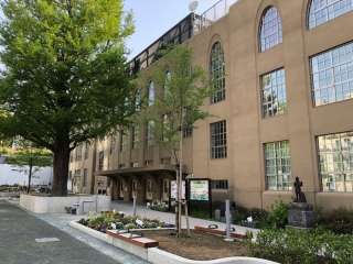 小学校　千代田区立九段小学校（小学校）まで266m