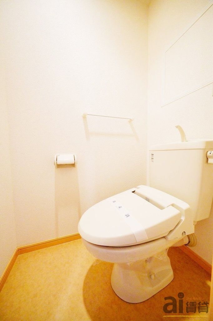 トイレ　～同仕様写真～