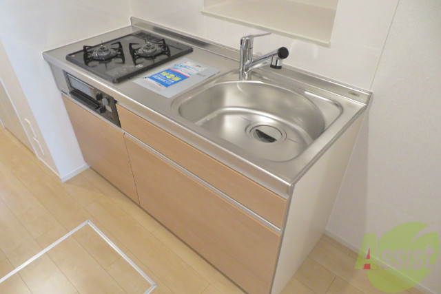 キッチン　システムキッチンです。ガスキッチンは便利ですね。