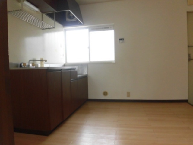 居室・リビング　別室参照