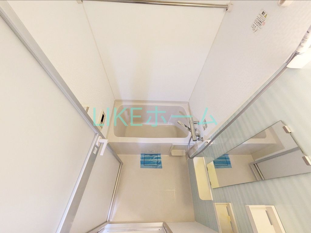 バス・シャワールーム　バルコニー