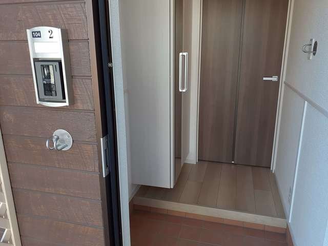 玄関　落ち着いた玄関です