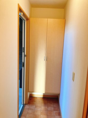 玄関　画像はイメージです。現況を優先いたします。