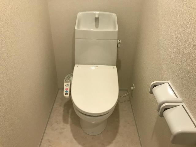 トイレ　シャワー付トイレ