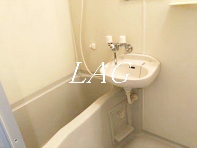 バス・シャワールーム　お風呂です。