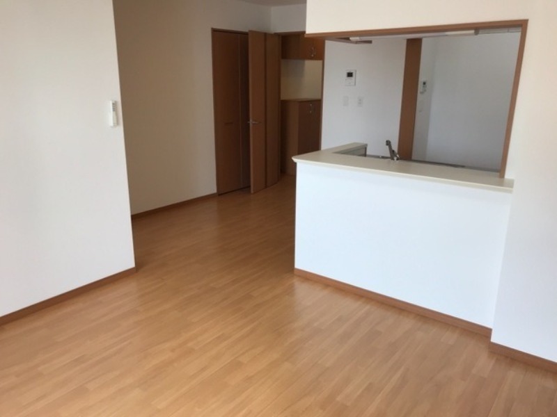 居室・リビング　図面と現状に相違がある場合には現状を優先