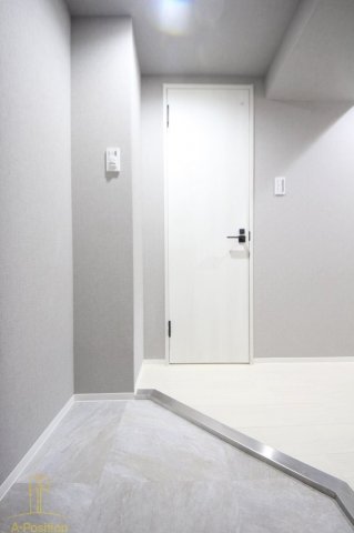 玄関　HORIZON UMEDA NORTH