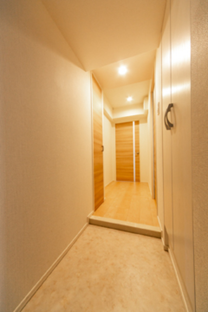 玄関　※写真は同タイプ住戸です。