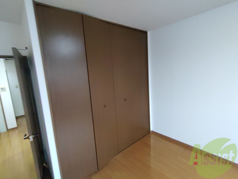 収納　収納は大きく、たくさんの物がしまえそうです。