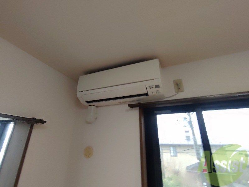 その他設備　リビングのエアコンで暑い日も寒い日も快適に過ごせます