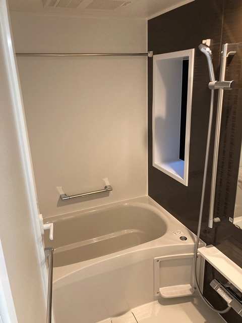 バス・シャワールーム　※写真は同タイプ住戸です。