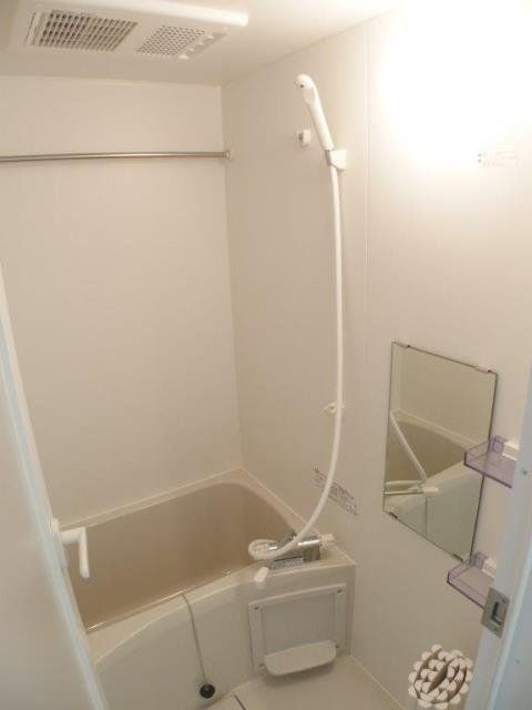 バス・シャワールーム　※代表タイプの写真のため実際と異なる場合がございます