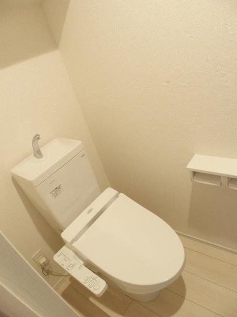 トイレ　※代表タイプの写真のため実際と異なる場合がございます