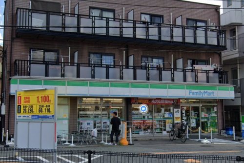 コンビニ　ファミリーマート 東海神駅前店（コンビニ）まで299m