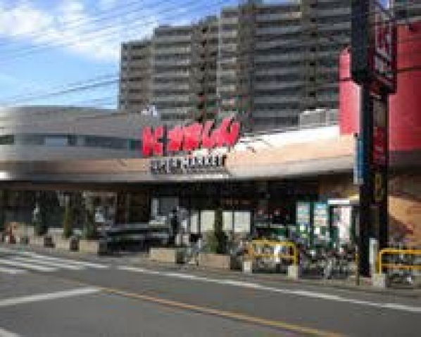 スーパー　かましんカルナ大曽店（スーパー）まで863m