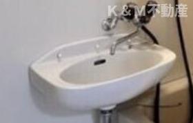 洗面設備　使いやすい洗面所です