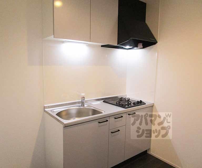 キッチン　１０３号室の写真です。