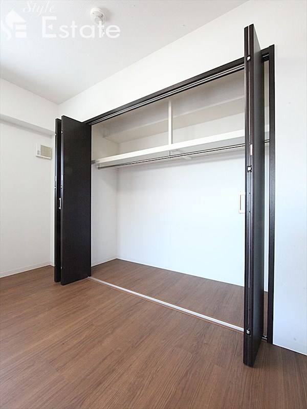 収納　クローゼット