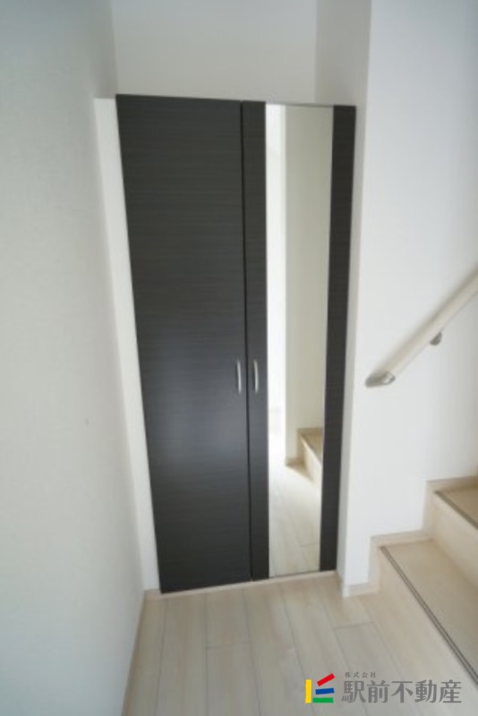 玄関　※写真はイメージです