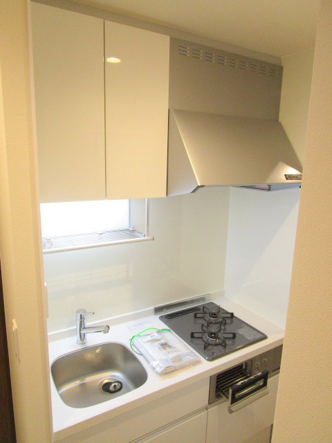 キッチン　同物件同間取りの301号室の写真です