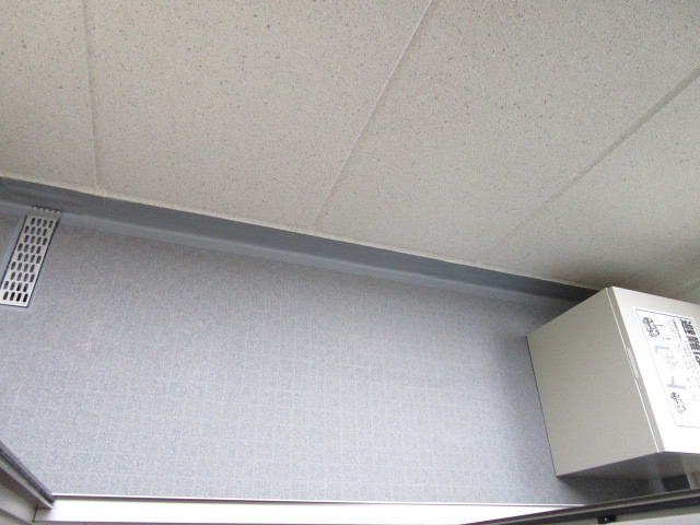 バルコニー　同物件同間取りの301号室の写真です