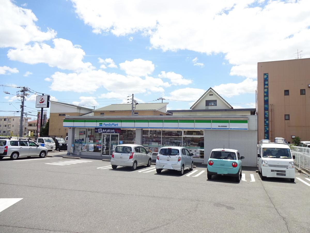 コンビニ　ファミリーマート岡山西長瀬店（コンビニ）まで301m