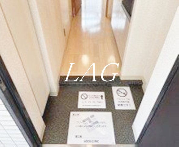 玄関　玄関です。