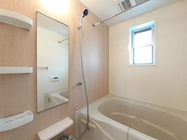 バス・シャワールーム　きれいなお風呂です