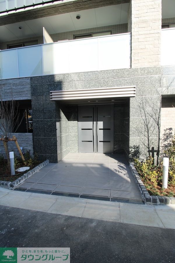 エントランス　エントランス