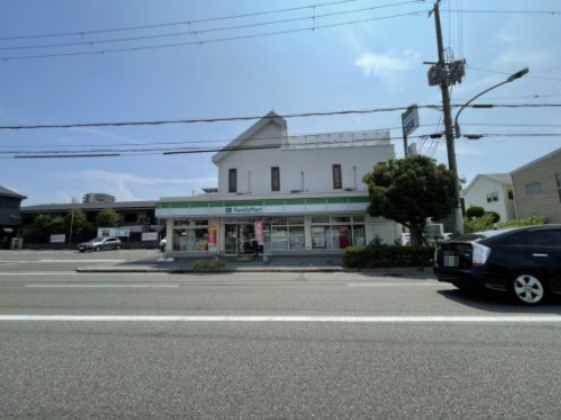 コンビニ　ファミリーマート 西宮瓦木店（コンビニ）まで257m