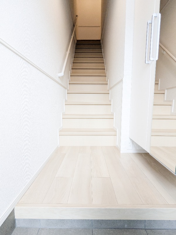 玄関　図面と現状に相違がある場合には現状を優先