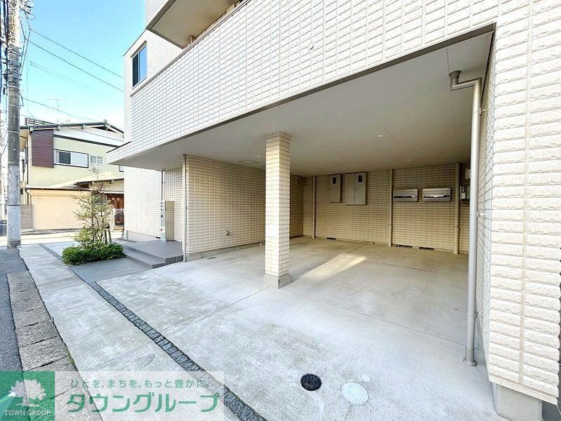 駐車場　駐車場