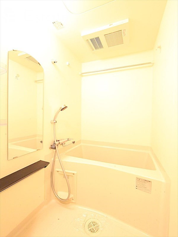 バス・シャワールーム　バスルーム